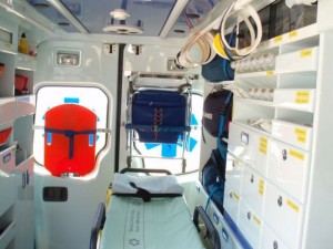 Sindicatos y patronal firman el primer convenio colectivo de ambulancias de Canarias