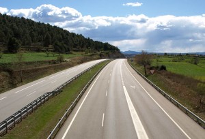 La velocidad en autopistas se limitará a 110 kilómetros para ahorrar energía