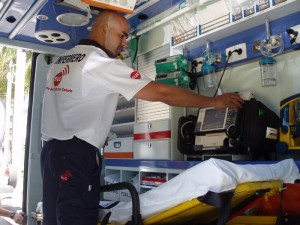 El SUC estrena nuevo centro operativo en Santa Lucía para su ambulancia sanitarizada