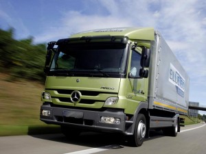 Tráfico controlará más de 15.000 camiones y furgonetas durante esta semana