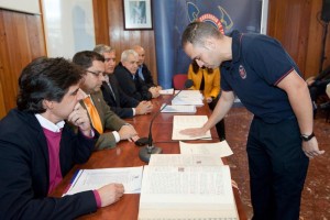 32 bomberos del Consorcio de Tenerife toman posesión como funcionarios de carrera