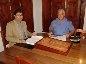 La Policía Local de Tegueste y la Policía Canaria suscriben un protocolo de coordinación y colaboración para tareas de seguridad ciudadana en la Villa