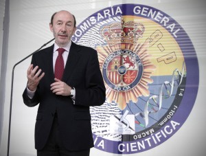 Centenario de la Comisaría General de Policía Científica: El ADN resuelve 245 agresiones sexuales y 233 homicidios en un año