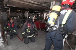 El Consorcio de Bomberos de Tenerife participa en un simulacro de incendio en el Hospital Universitario Nuestra Señora de Candelaria