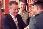 La DGT entrega la Medalla al mértio de la Seguridad Vial a un cabo primero de servicio en Canarias